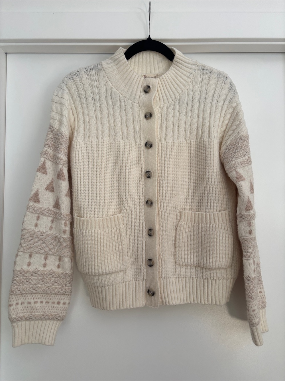 Hem & Thread Cream Cardigan